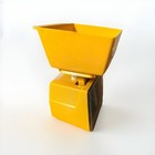 Vintage 1976 Kitchen King Scale No  365 - Retro Yellow - In Original Box - Mcm