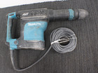Makita - Hm1111c - Sds Max Avt - Corded Demolition Hammer  W hard Case - Bits