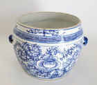 Antique Vintage Chinese Blue   White Double Handles Vase Jar Pot 5 5   