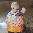 Vtg Ultra Rare Py Figural Cream Creamer   Sugar Bowl Grandma W Cat Handle Mint