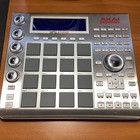 Akai Professional Mpc Studio Silver Compact Midi Controller For Music Production