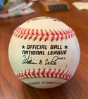 Willie Mays Signed Baseball - Scoreboard Coa