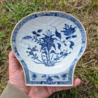 Chinese Antique Porcelain Kangxi Period Shell Shaped Dish C1700 Blue   White