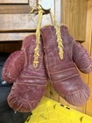 Mid Century Leather Youth Boxing Gloves  Mckinnon 1520  Great Shape 