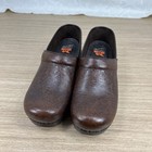 Dansko Professional Xp Clogs Brown Floral Tooled 38 Womens