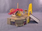 1996 Hot Wheels World Mcdonald s Drive Thru Playset Not Complete Diecast 1 64