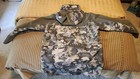 Simms Men s Hooded Full Zip Fishing Jacket Size L Camo Polyester Logo