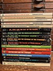 Lot 17  Vintage Doctor Who Paperback Books  Dicks Davis Bidmead Hinchliffe Letts