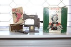 1950s Singer Sewhandy Toy Sewing Machine  20 W  Box Clamp Parts   Instructions