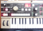 Korg Microkorg 37 Keys Analog Modeling Synthesizer vocorder W microphone   Ps