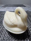 Vintage Pre-owned Milk Glass Swan
