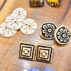 Vintage Mixed Decorative Button Lot Floral Geometric Glass Plastic Assorted 35pc