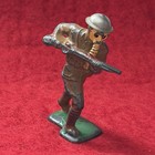 Vintage 1930 s Barclay Manoil Lead Toy Army Soldier W  Gas Mask   Rifle