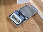 Royal 890 Typewriter 1960s Carrying Case Vintage Type Writer   Needs New Ribbon 