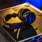 Th-02 Professional Studio Monitor Headphones  Wired  Over Ear     For Recording   