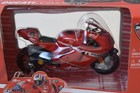 Maisto 1 18 Ducati Corse Ducati Desmosedici Loris Capirossi  65 Diecast