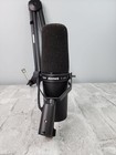 Shure Sm7b Cardioid Dynamic Vocal Microphone With Samson Arm  read 