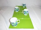 Set Of 4  Vtg Mid Century Snack Lacquerware Trays   Ceramic Flower Mugs Japan
