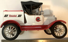 Ertl 1918 Runabout Bank Coastal  f042  Die Cast Ford Car Bank W  Key 1 25 Scale