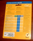 Norton Security Deluxe - 5 Device  21353844  Antivirus