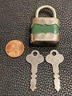 Vintage Green Barrel Lock Padlock W  2 Original Keys 1 75   x1   x1 2     working 