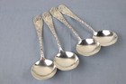 Lot Of 4 Durgin Chrysanthemum Sterling Round Soup Spoons 5 5  Long