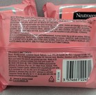 3 Pack Neutrogena Visibly Clear Pink Grapefruit Facial Cleansing Wipes
