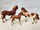 Vintage Breyer Horses - 1976 Mustang Family  3065   Gift Set  
