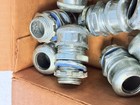 New Box Of 10 Crouse-hinds Cgb195-sg   Cgb195sg 1 2  Npt Male Cord Grip Gland