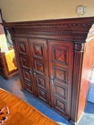 Antique Georgian Wooden Wardrobe With Carvings  Drawers  Shelves  3 Doors