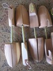 4 Assorted Estate Solid Cedar Wood Mens Shoe Trees Sz M l Ex Cond  Free Shipping
