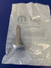 Genuine Mopar Blank Key 68200221aa Or 68085680aa
