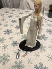 The Lord Of The Rings Lady Galadriel Statue Sideshow Weta Collection  damaged  