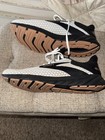 Brooks Men s Low Top Lace-up Running Sneakers White black tan Rubber Sole