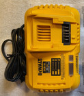 New Dewalt Dcb118 20v 20 Volt Max Fast Charger