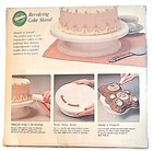 Vintage Wilton White Revolving Decorating Turntable server-easy Rotation-415-900