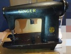 Black Vintage Singer Sewing Machine No Peddle 