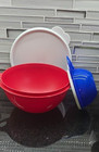Tupperware Red  White And Blue Set   Get 2 Thatsa Bowls 2 1 2 Cup And 12 Cup New