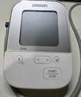 Omron Bp5250 Blood Pressure Monitor   Omron Hem-fl31 Cuff Tested Working