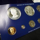 Panama 1981 8 Coin Proof Set - W 2  500 Silver Coins - Original Box And Coa