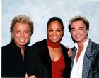 Siegfried And Roy   8 Original Press Photos   2 Souvenir Programs 1990   2002