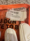      T1tan Alien White Out 2 0 Goalie Gloves Size 6 New Never Worn        