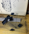 Vtg Women   s Black The Famous Clamour Veil Hat Hair Piece Bow Box Netting 