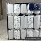 8  Tom Smith Silver   White Sparkle Luxury Christmas Party Crackers - 8 Pc 