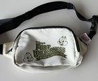 Disney Fort Wilderness Cast Member Issued Fanny Pack W vip Cm Card Chip   Dale