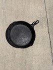 Victor Cast Iron Skillet 722 C  8 Double Pour Spout 9 5    Inch Black Marked Vtg