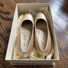 St  John Vtg Women s Gold Leather Pumps shoes  jenny     Made In Italy Sz 7 5 B