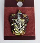 Universal Studios Wizarding World Harry Potter Gryffindor Crest Pin Badge 