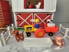 Vtg Fisher Price Little People Farm   Silo   Animals Mint Condition
