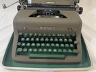 Royal Quiet De-luxe Green Vintage 1950 s Manual Typewriter Works Great See Video